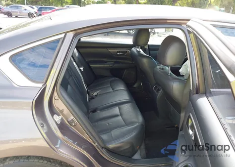 2015 Nissan Altima 2.5/2.5 S/2.5 Sl/2.5 Sv из США, поврежденный, VIN 1N4AL3AP0FN379060